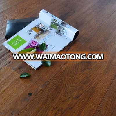 Foshan Manufacturer Wire Brushed Surface Hard Oak Wood Flooring